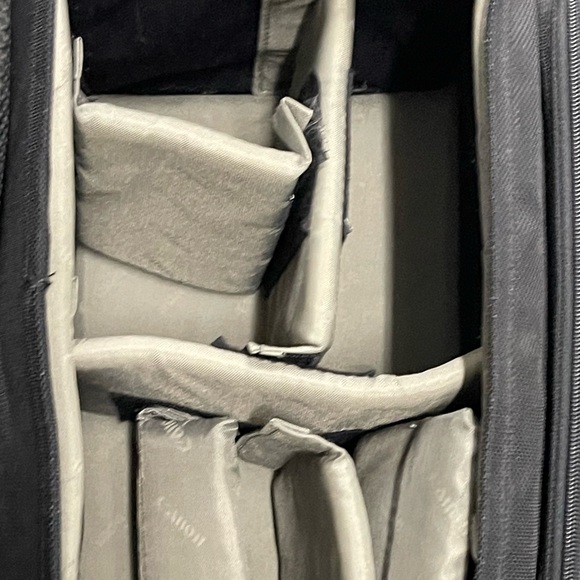 Canon camera 200DG Black Digital Gadget Bag - Picture 7 of 7